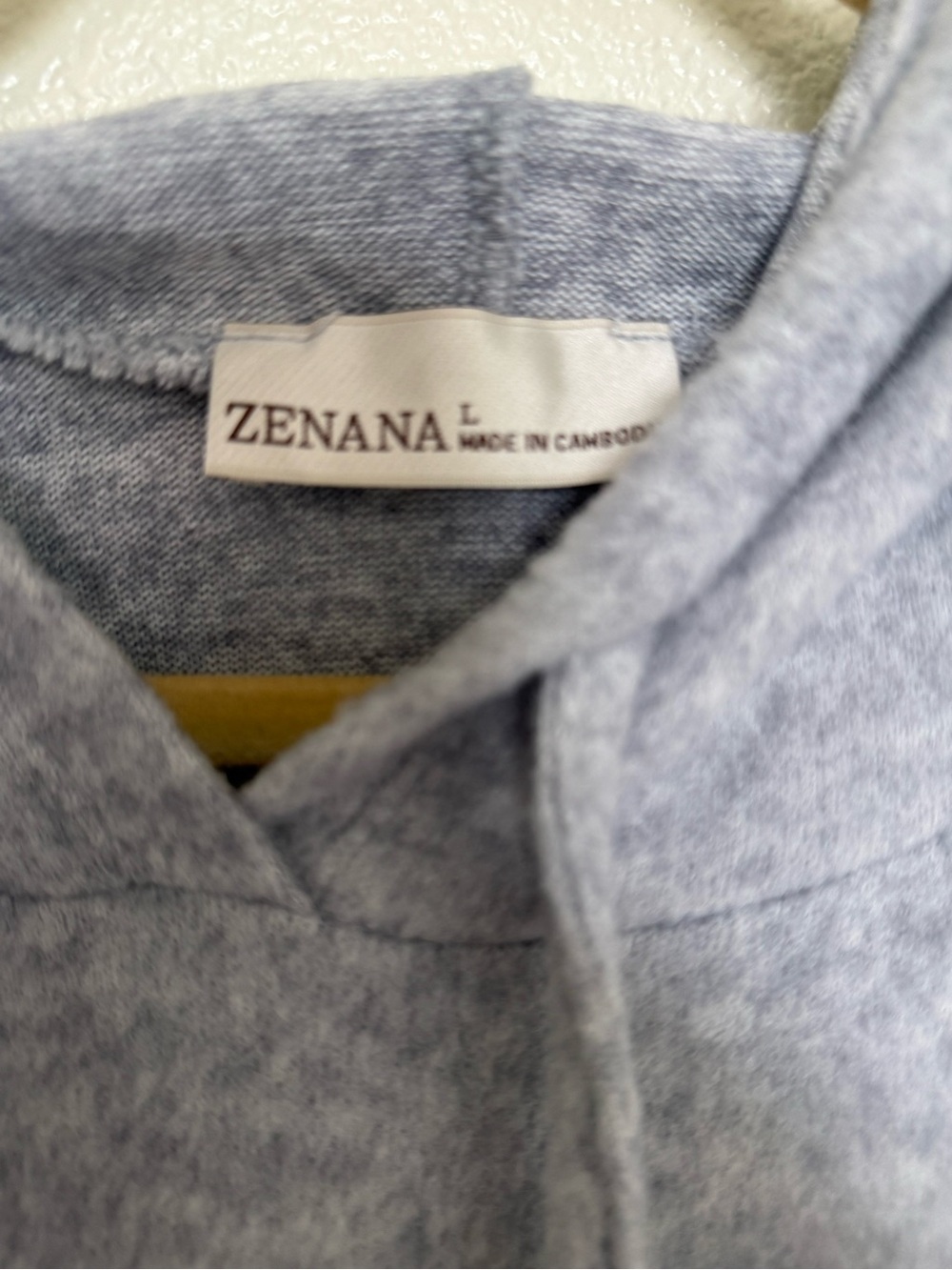NWOT Zenana Outfitters Hacci Hooded Pullover - Picture 3 of 5